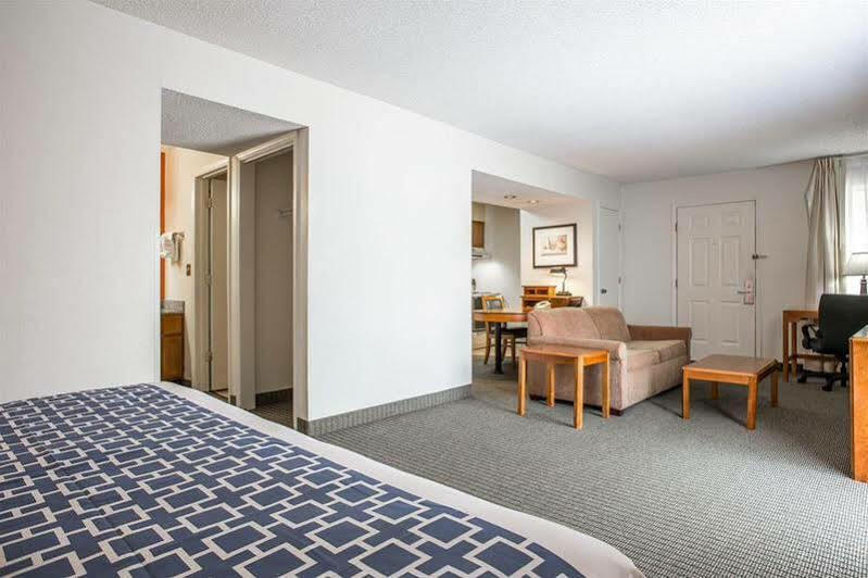 Cloverleaf Suites - Columbia, Sc Exterior photo